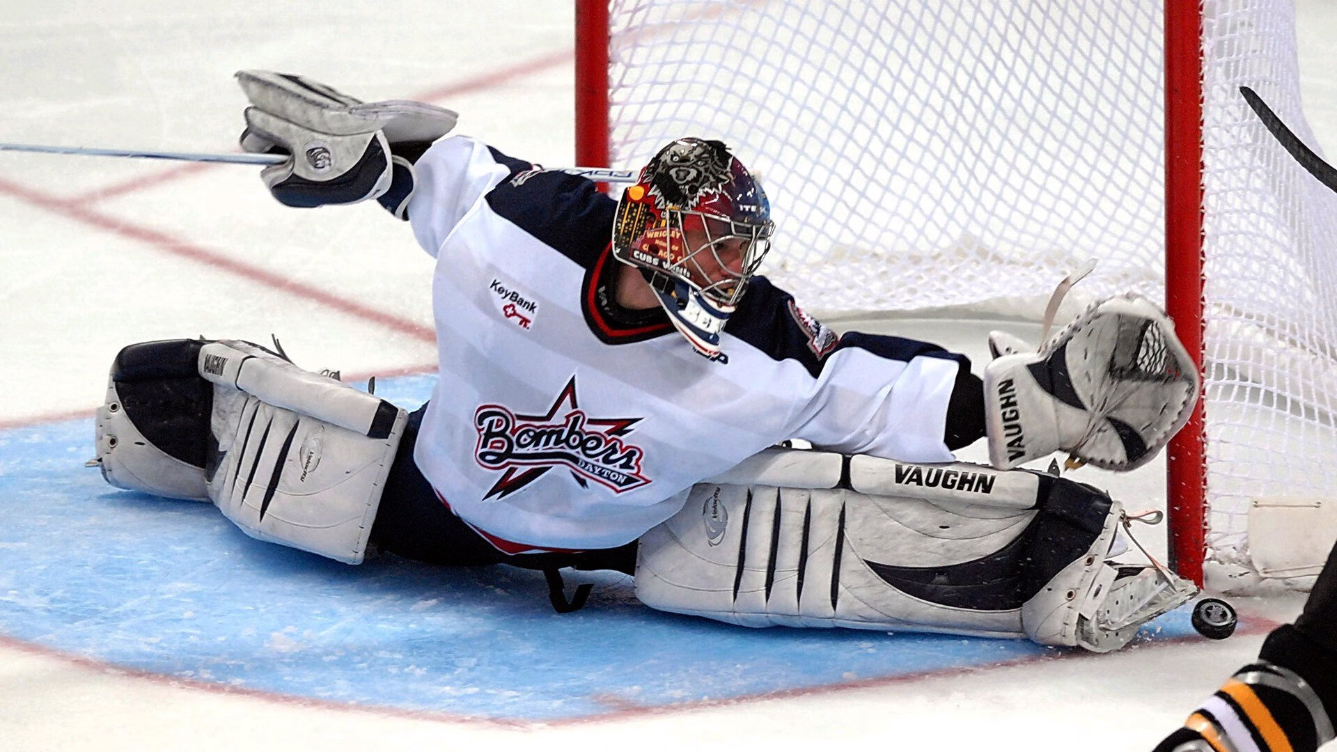 哈斯鏖战法拉利，诺里斯点燃赛场，一场颠覆预期的F1史诗